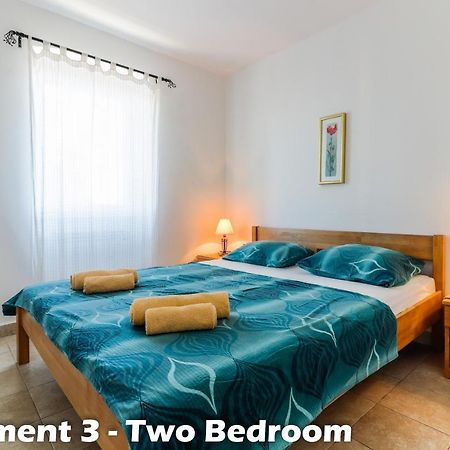 Art Apartments Vrsar Bagian luar foto