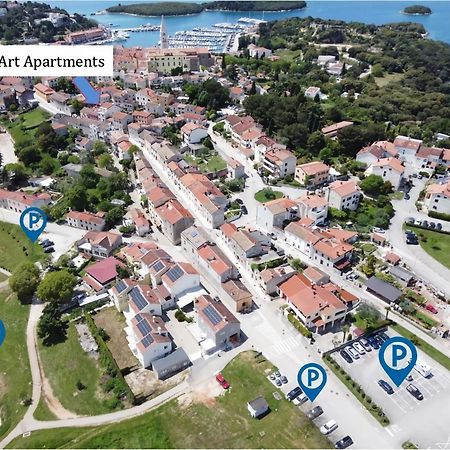 Art Apartments Vrsar Bagian luar foto