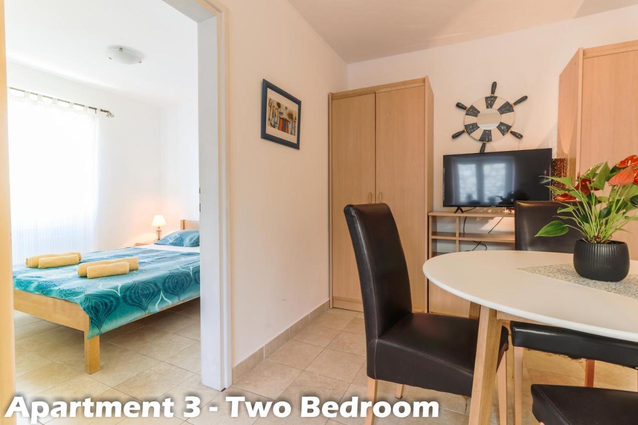 Art Apartments Vrsar Bagian luar foto