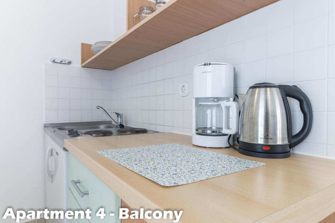 Art Apartments Vrsar Bagian luar foto