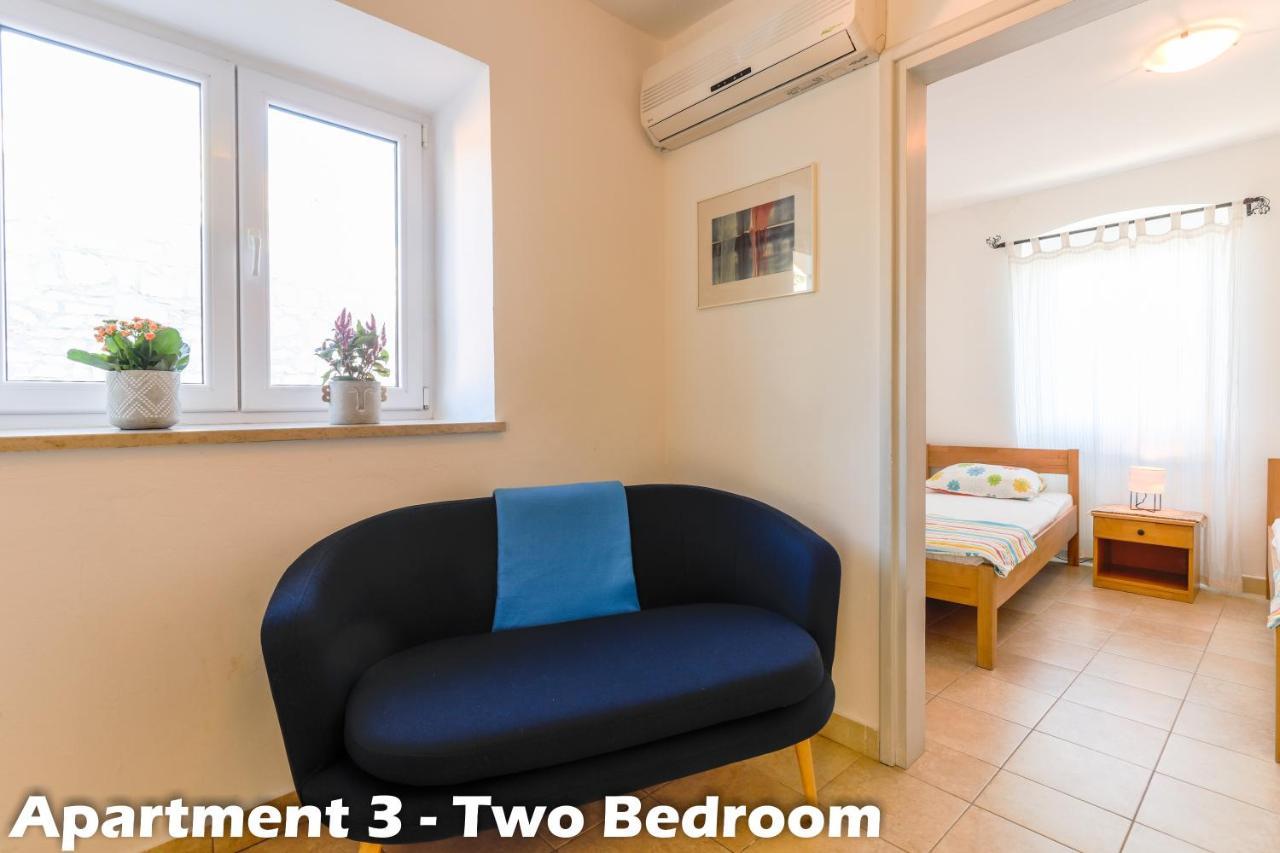 Art Apartments Vrsar Bagian luar foto