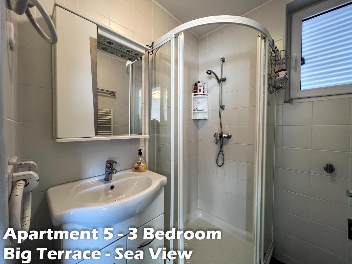 Art Apartments Vrsar Bagian luar foto