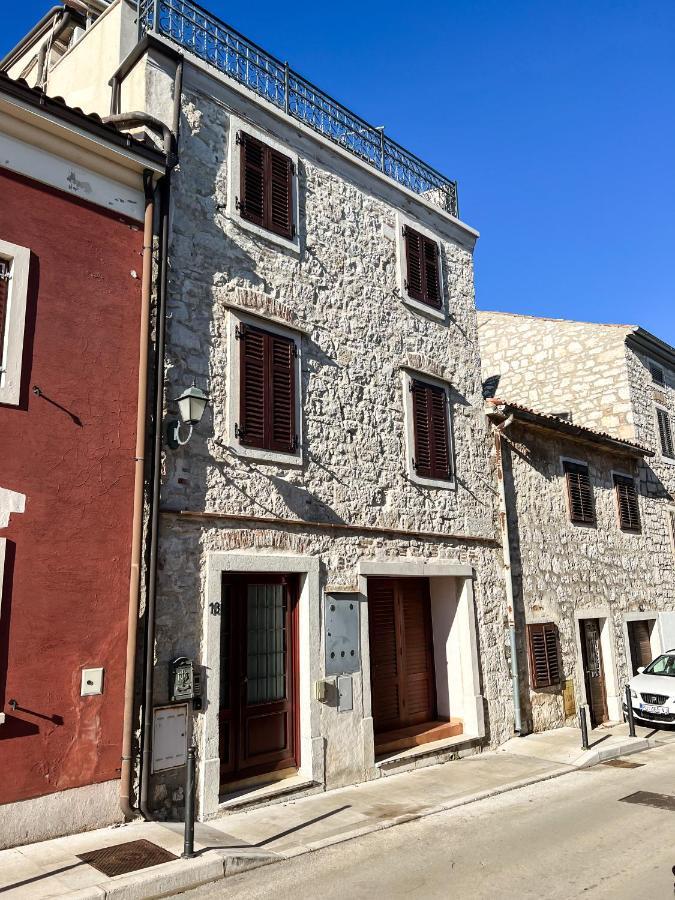 Art Apartments Vrsar Bagian luar foto