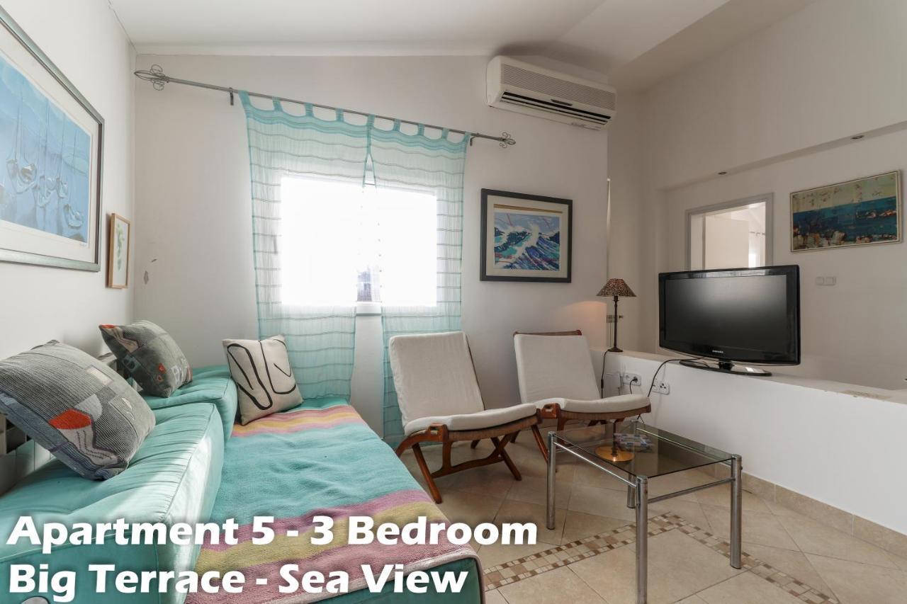 Art Apartments Vrsar Bagian luar foto