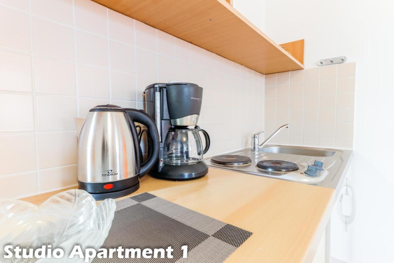Art Apartments Vrsar Bagian luar foto